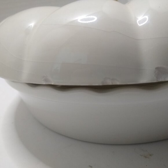 Covered Pie Dish, 11" Pumpkin Pie Ceramic Pie Holder from Over Some Chips - Picture 4 of 8